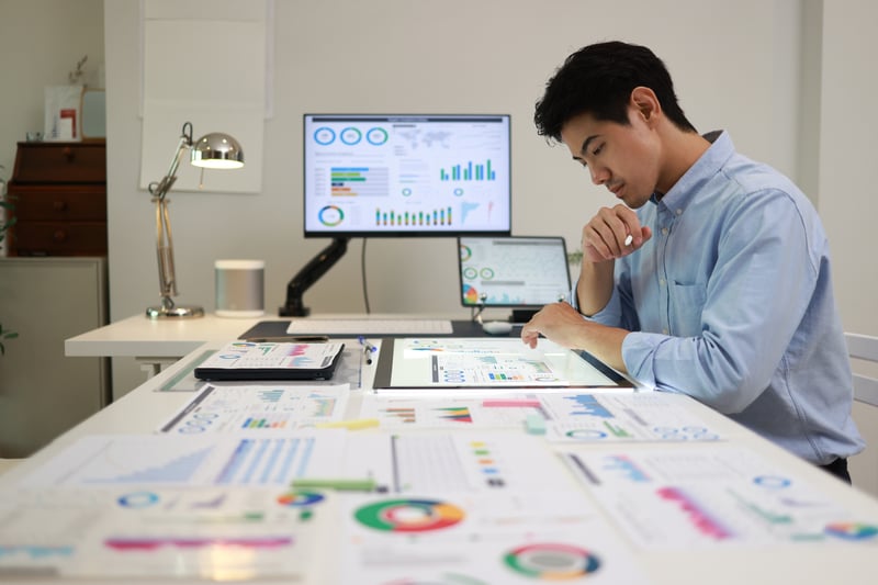 Tools and Software to Track and Optimize CAC